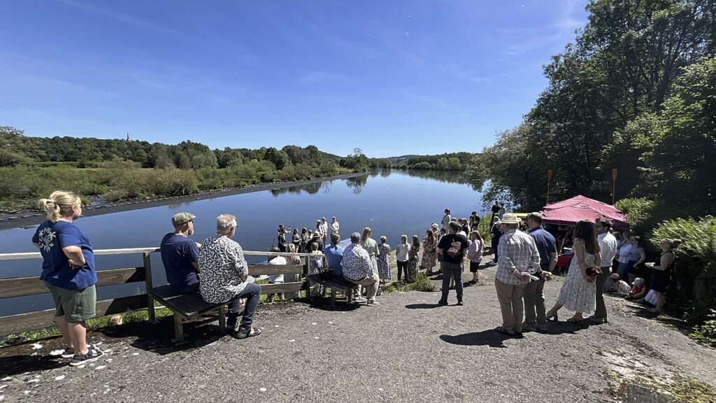 Taufe an der Ruhr - Foto: Holger Grosz, ruhrkanal.news